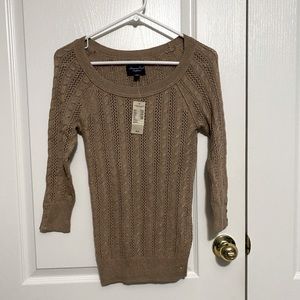 American Eagle woman’s knitted sweater. XS NWT
